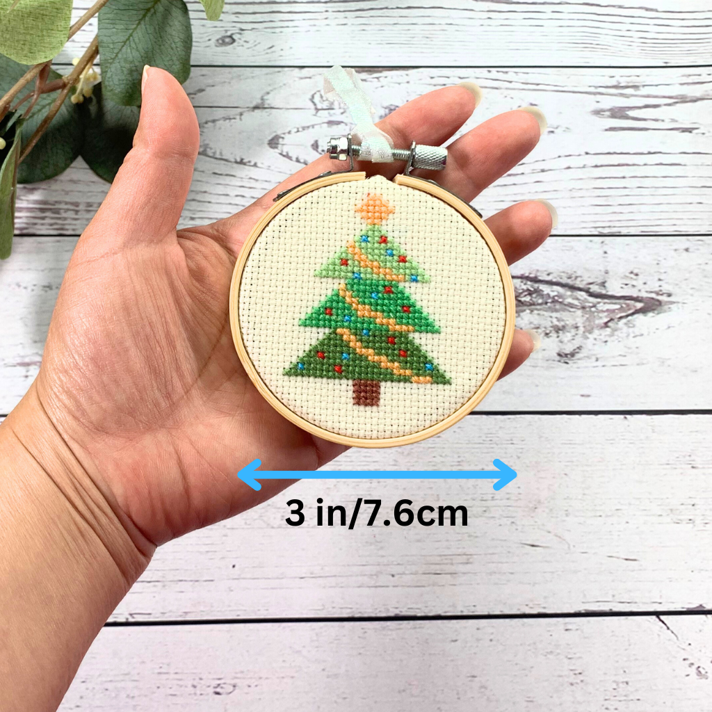 Christmas Tree Craft Kit (3 inch Hoop)