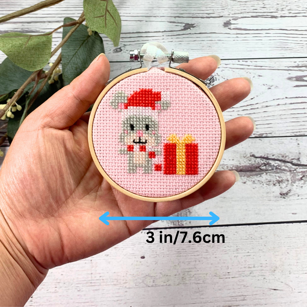 Christmas Grey Mouse Cross Stitch Kit (3 inch Hoop)
